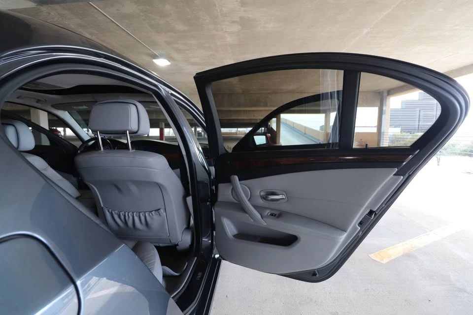 2010 BMW E60 5 Series Sedan - Image 11 of 19