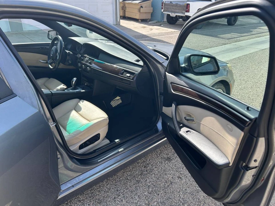2010 BMW E60 5 Series Sedan - Image 12 of 12