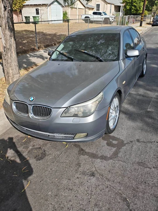 2010 BMW E60 5 Series Sedan - Image 2 of 2