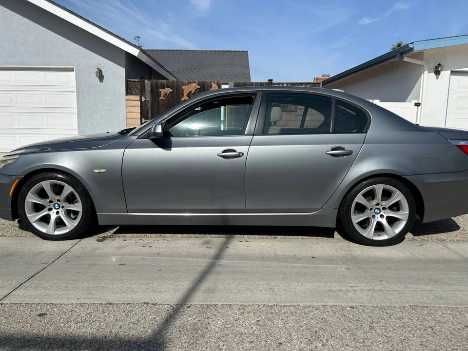 2010 BMW E60 5 Series Sedan - Image 2 of 12