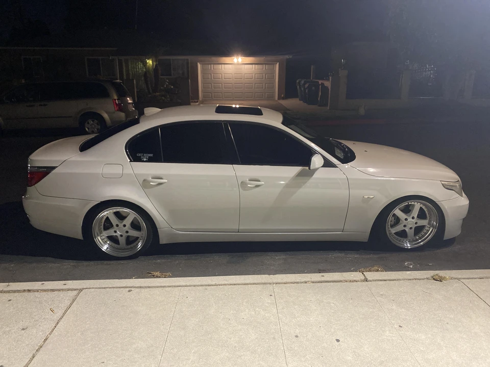 2010 BMW E60 5 Series Sedan - Image 12 of 31