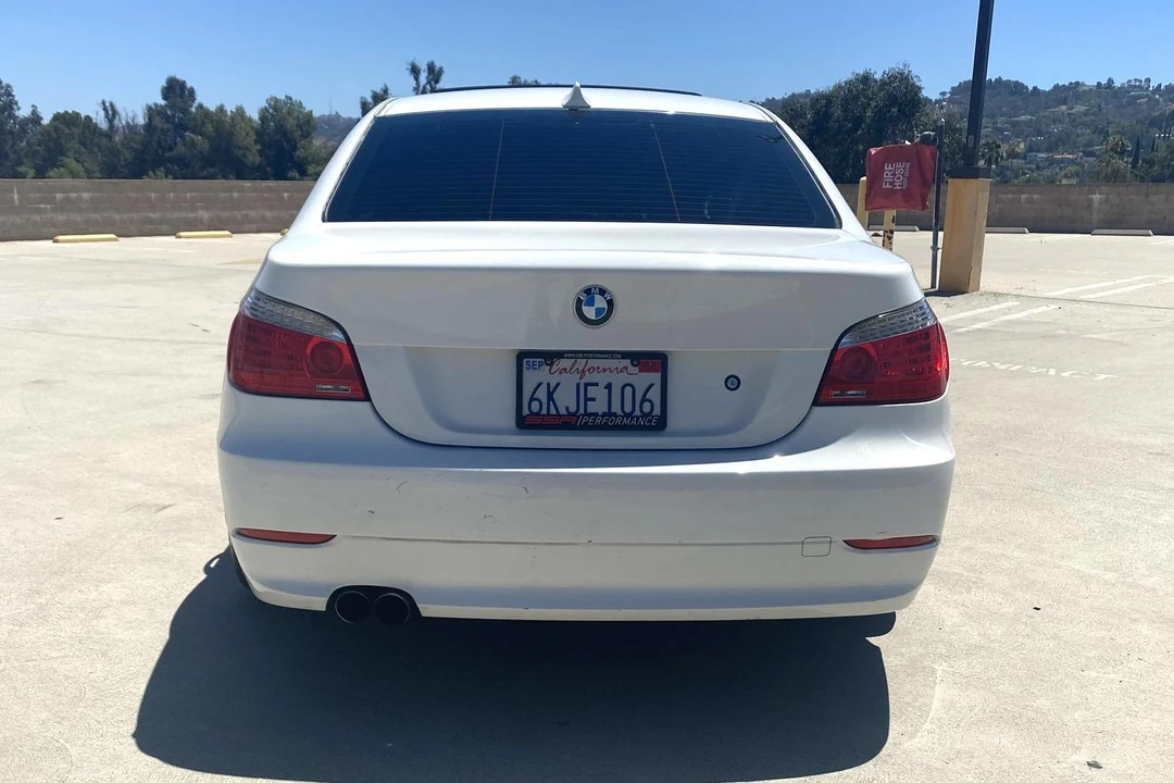 2010 BMW E60 5 Series Sedan - Image 5 of 31