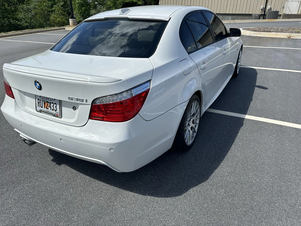 2010 BMW E60 5 Series Sedan - Image 16 of 31