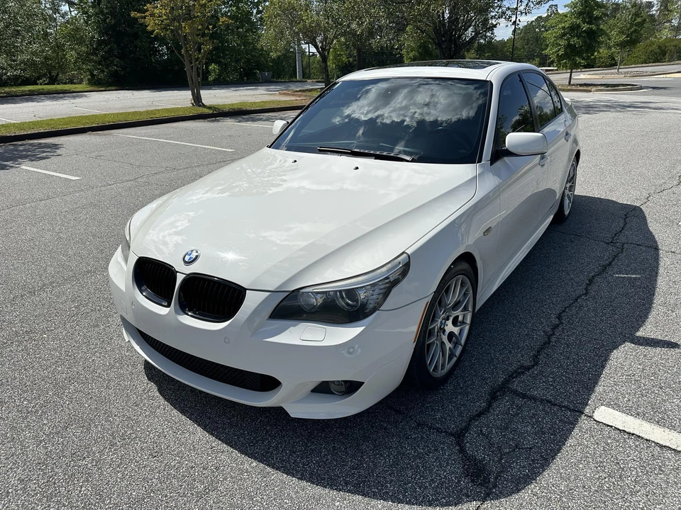 2010 BMW E60 5 Series Sedan - Image 6 of 31
