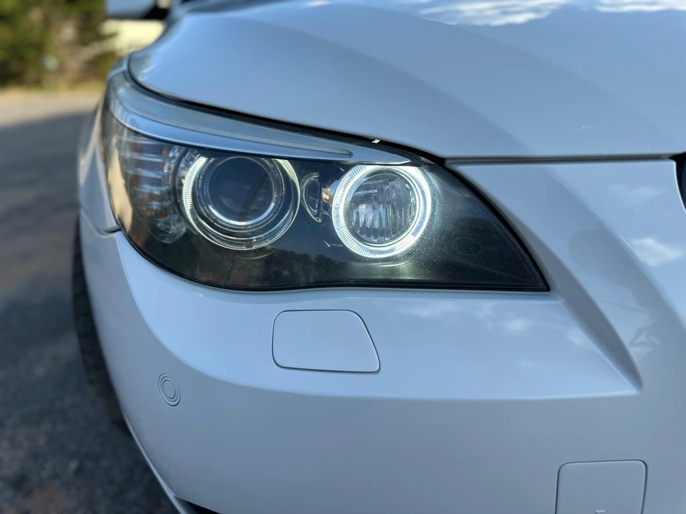 2010 BMW E60 5 Series Sedan - Image 21 of 31