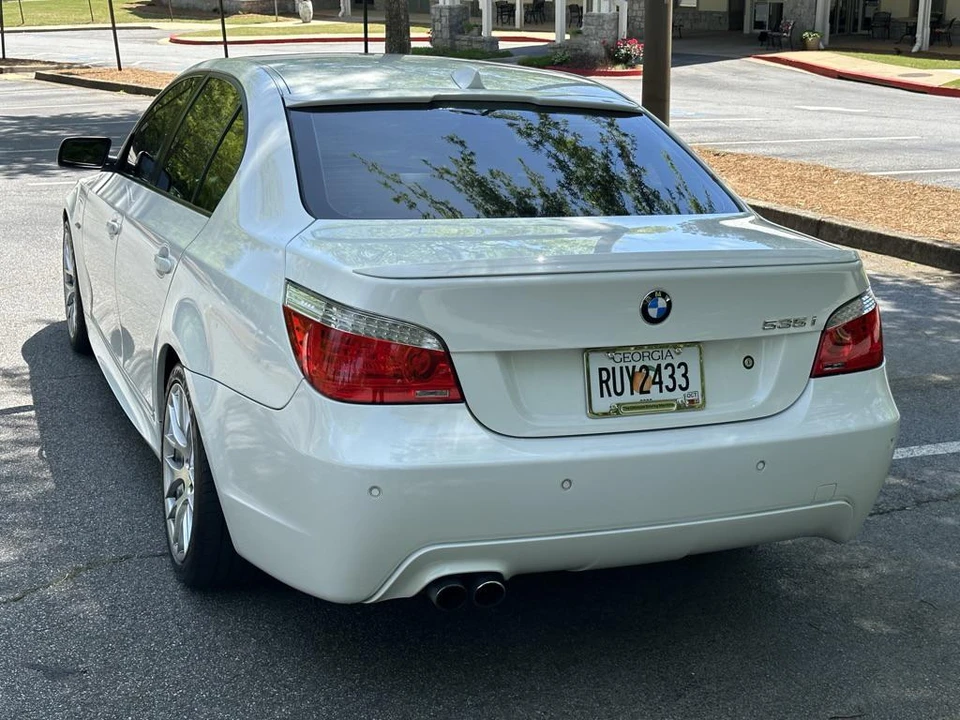 2010 BMW E60 5 Series Sedan - Image 13 of 31