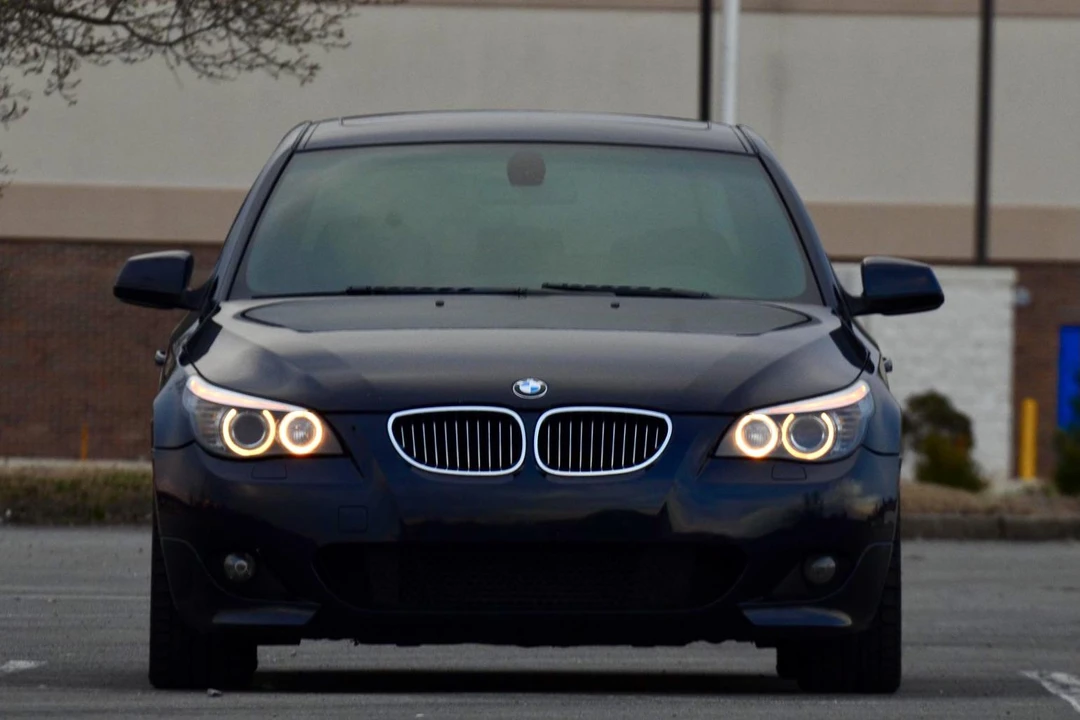 2010 BMW E60 5 Series Sedan - Image 2 of 7