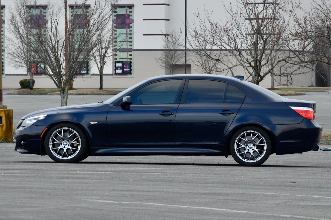 2010 BMW E60 5 Series Sedan - Image 7 of 7
