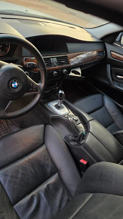2010 BMW E60 5 Series Sedan - Image 6 of 10