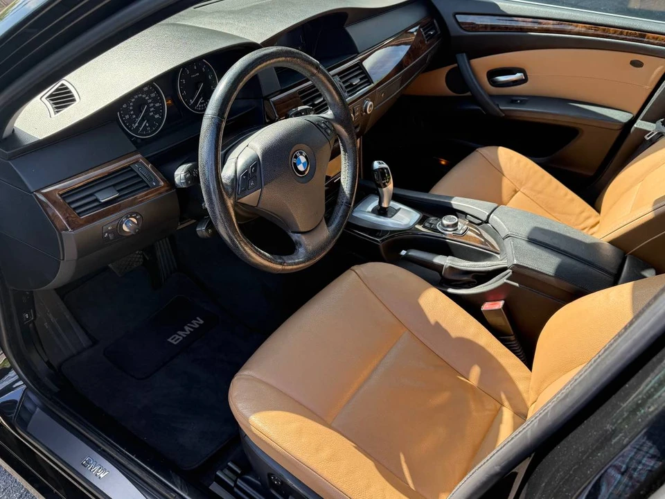 2010 BMW E60 5 Series Sedan - Image 7 of 14