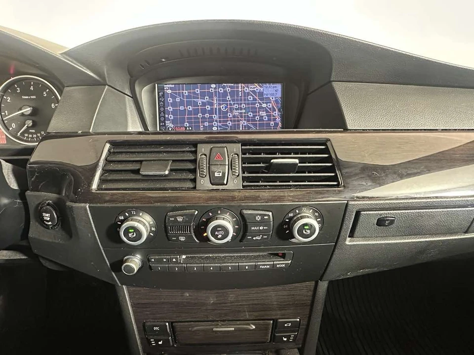 2010 BMW E60 5 Series Sedan - Image 17 of 21