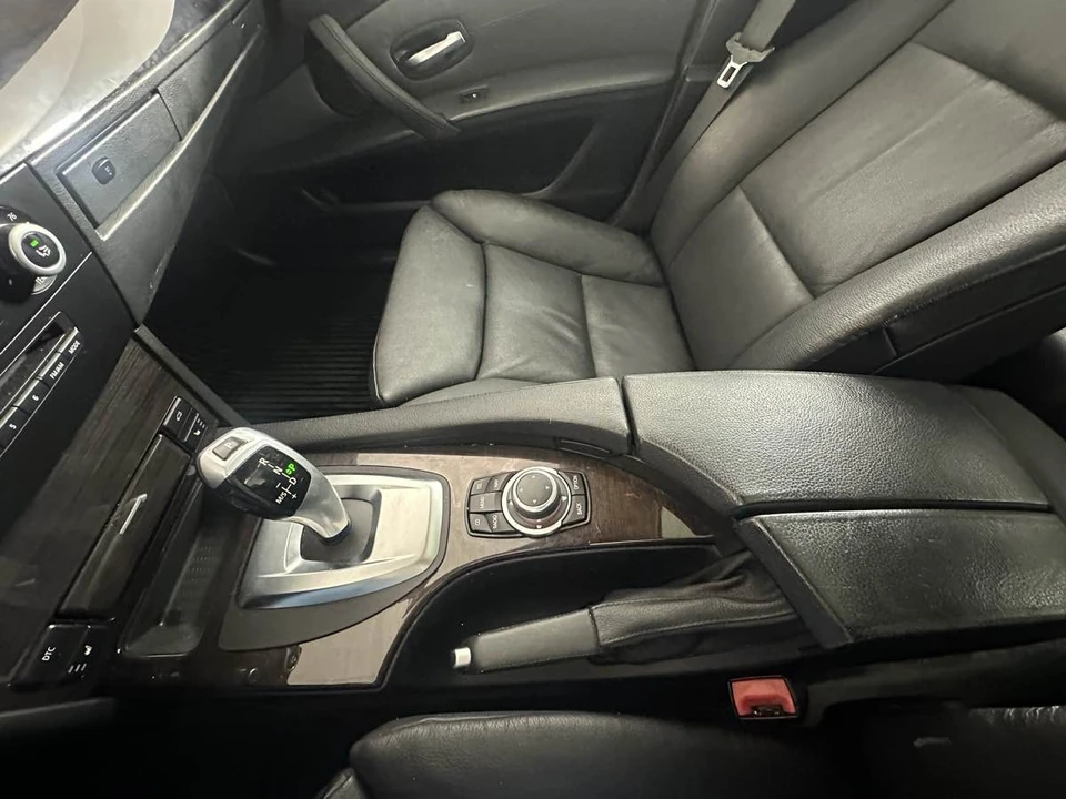 2010 BMW E60 5 Series Sedan - Image 18 of 21