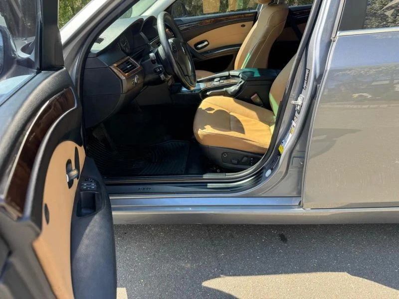 2010 BMW E60 5 Series Sedan - Image 10 of 12