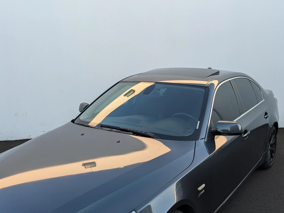 2010 BMW E60 5 Series Sedan - Image 11 of 31