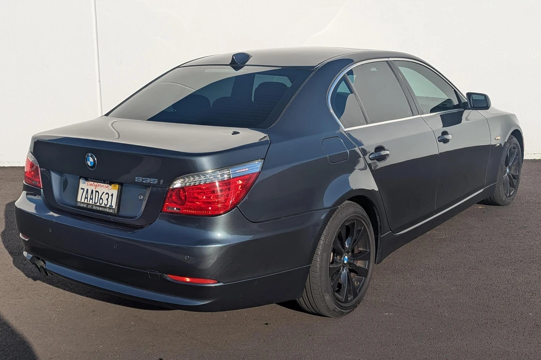 2010 BMW E60 5 Series Sedan - Image 4 of 31