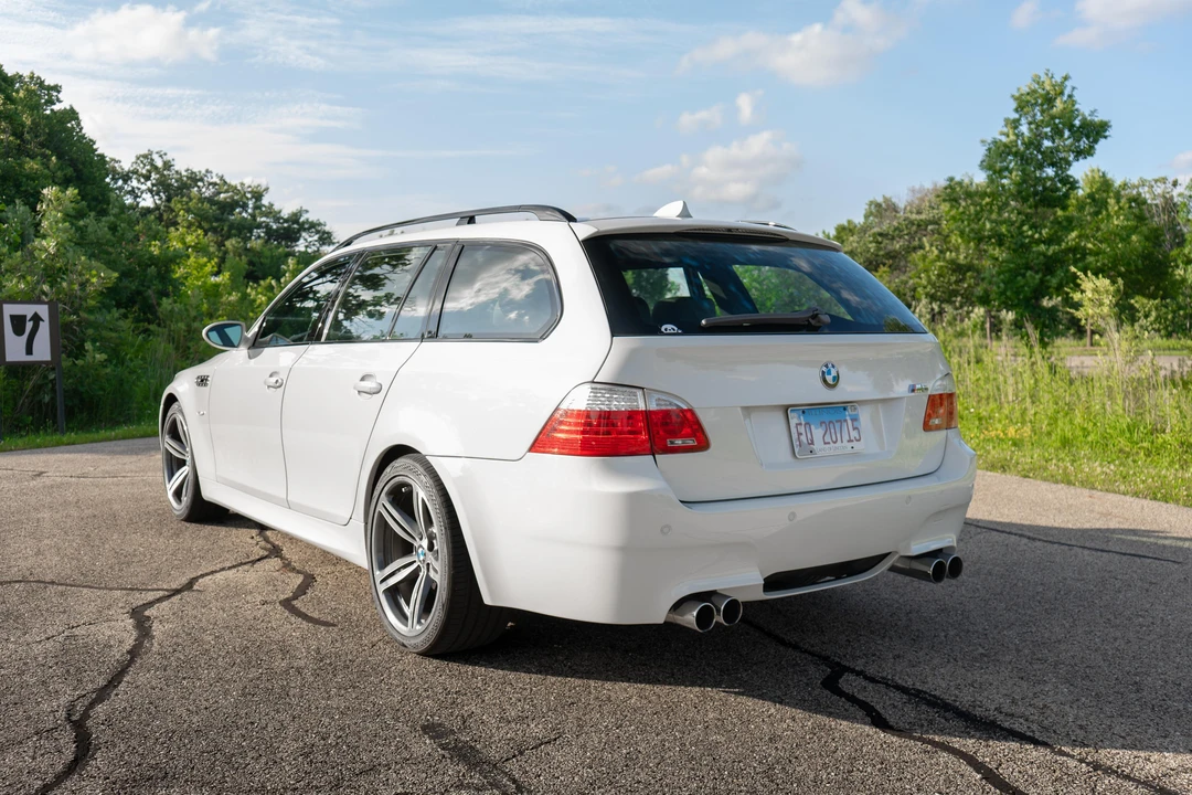 2010 BMW E61 5 Series Touring - Image 14 of 31