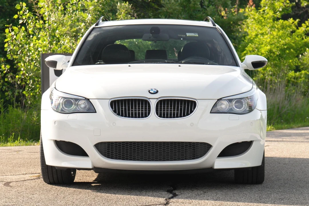 2010 BMW E61 5 Series Touring - Image 2 of 31
