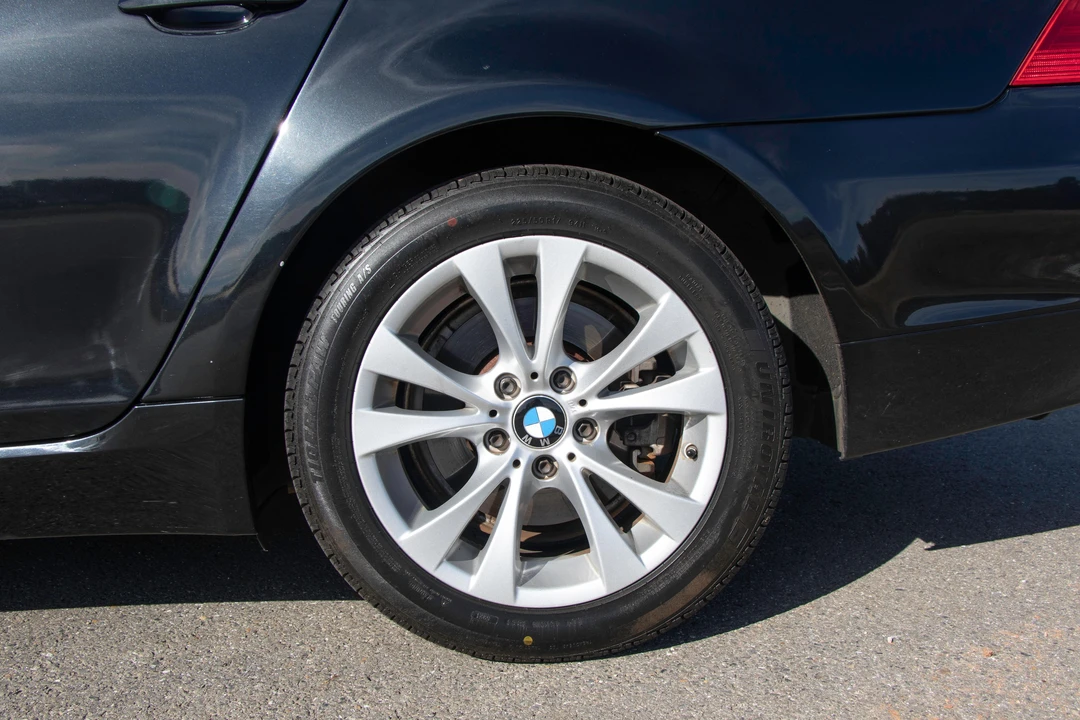 2010 BMW E61 5 Series Touring - Image 26 of 31