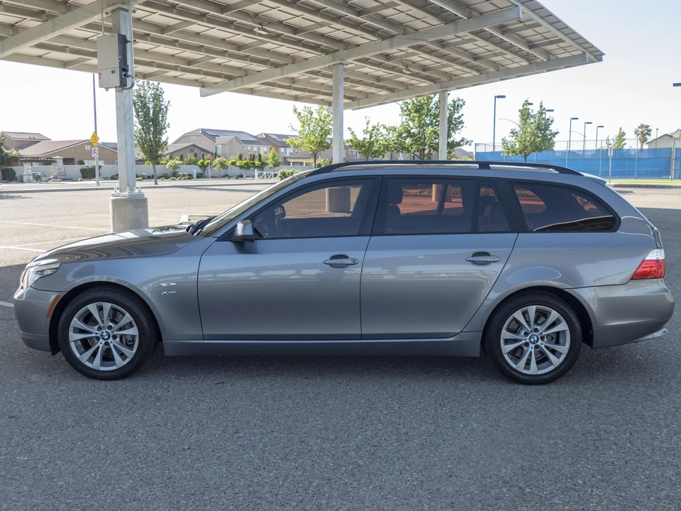 2010 BMW E61 5 Series Touring - Image 2 of 11
