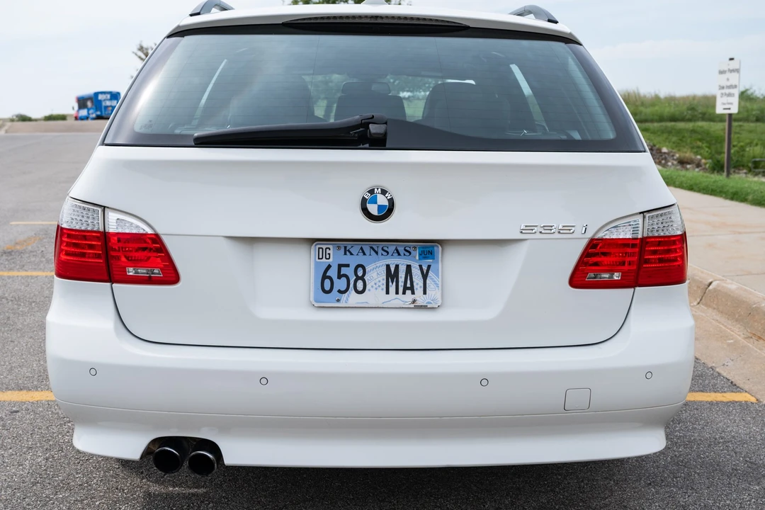 2010 BMW E61 5 Series Touring - Image 6 of 31