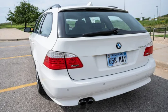 2010 BMW E61 5 Series Touring - Image 4 of 31