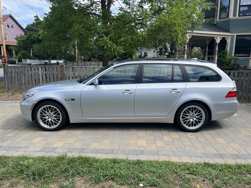 2010 BMW E61 5 Series Touring - Image 8 of 31