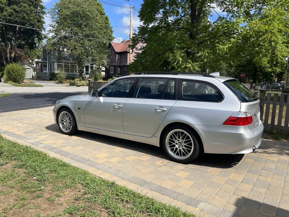 2010 BMW E61 5 Series Touring - Image 11 of 31