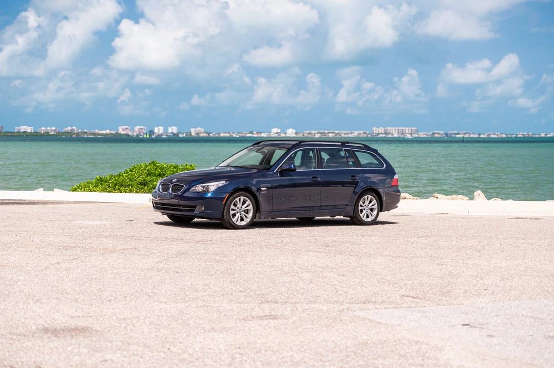 2010 BMW E61 5 Series Touring - Image 2 of 31