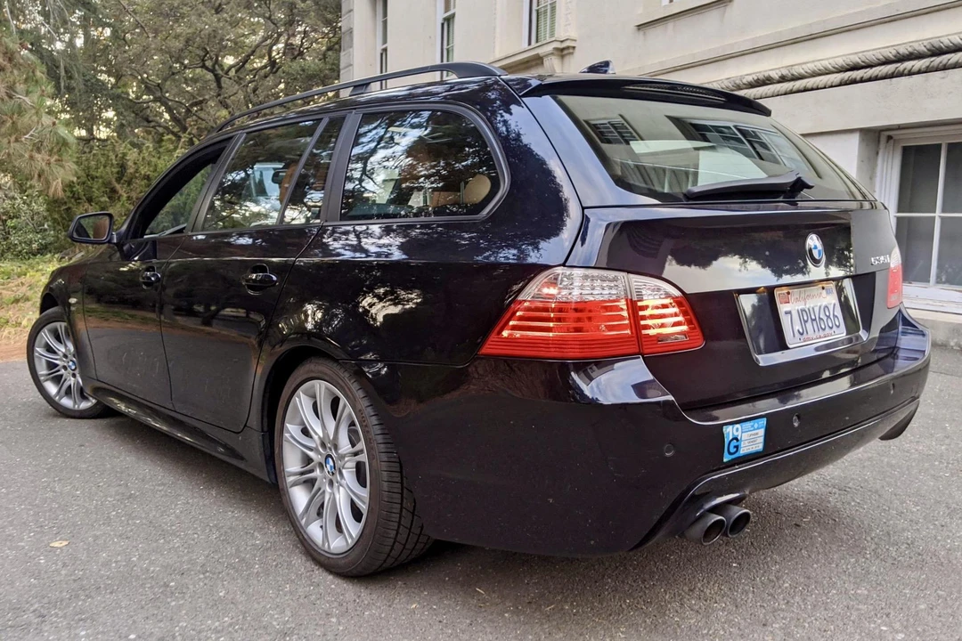 2010 BMW E61 5 Series Touring - Image 2 of 31