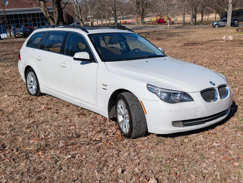 2010 BMW E61 5 Series Touring - Image 8 of 31
