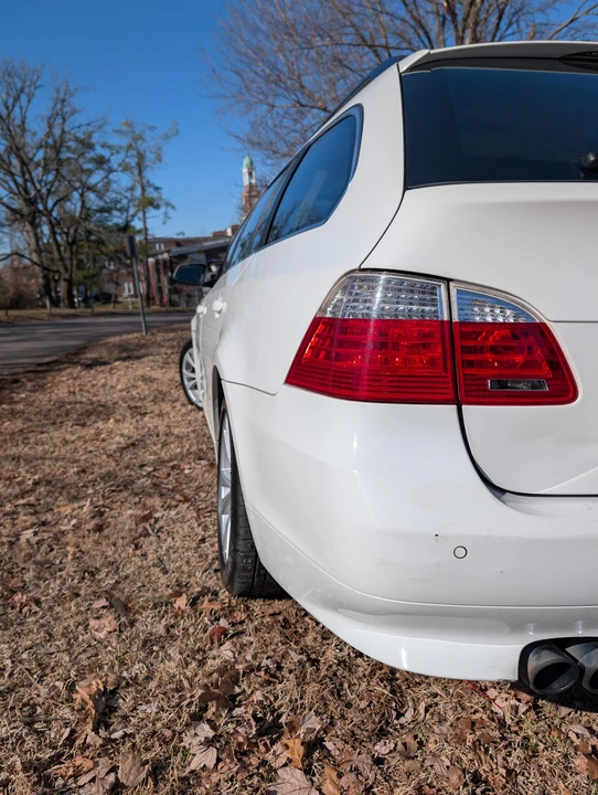 2010 BMW E61 5 Series Touring - Image 14 of 31