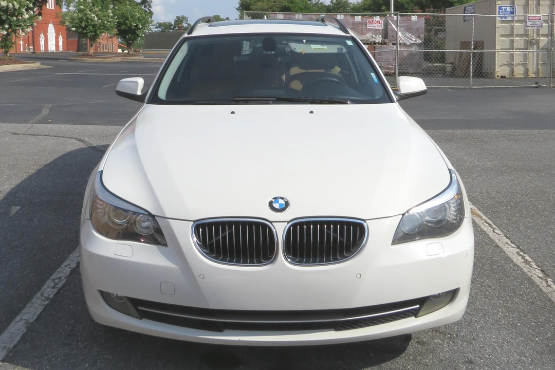 2010 BMW E61 5 Series Touring - Image 2 of 6