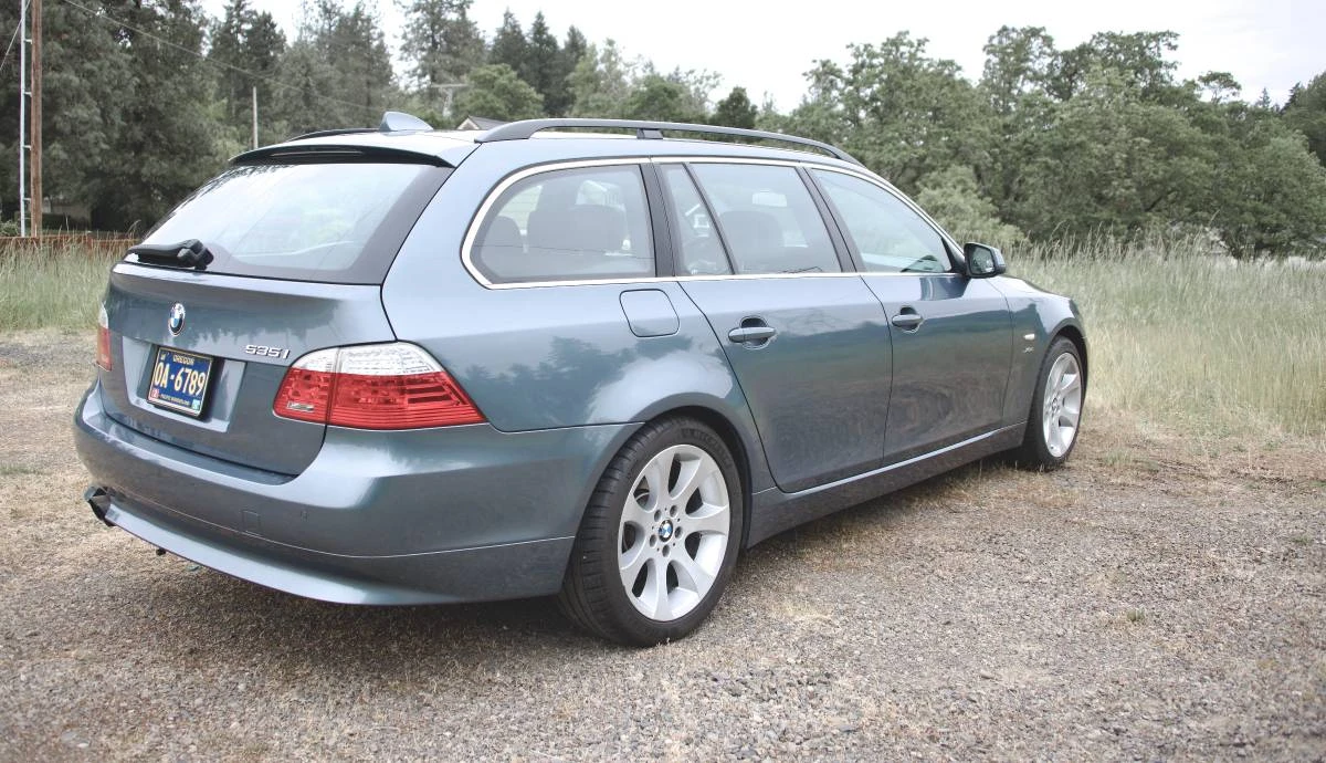 2010 BMW - Image 7 of 24