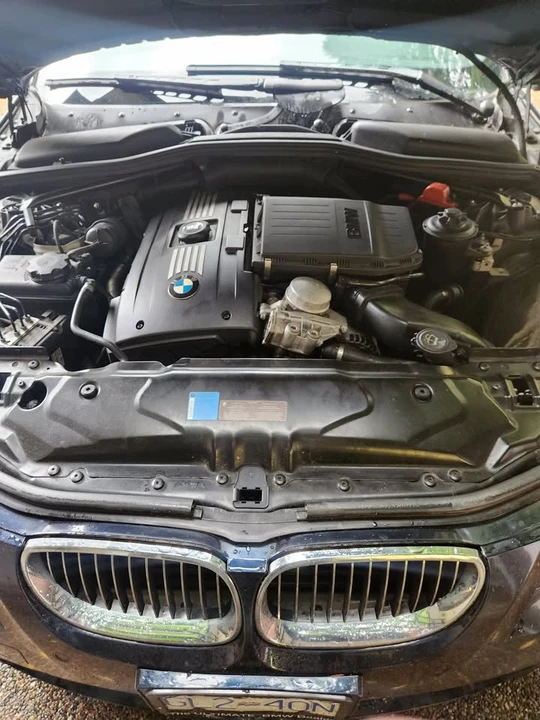 2010 BMW E60 5 Series Sedan - Image 18 of 19