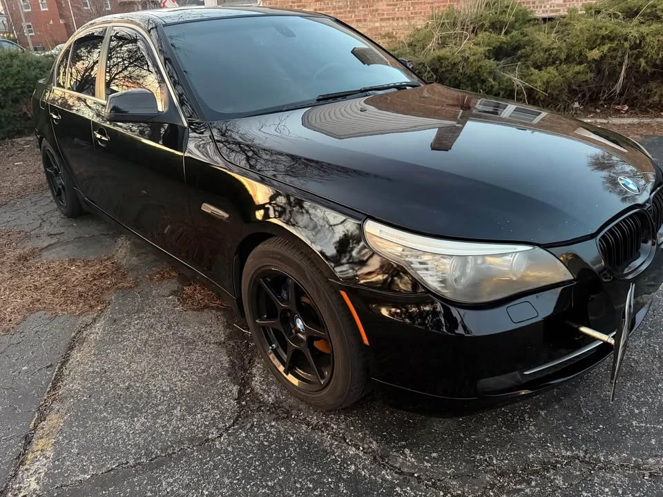 2010 BMW E60 5 Series Sedan - Image 2 of 20
