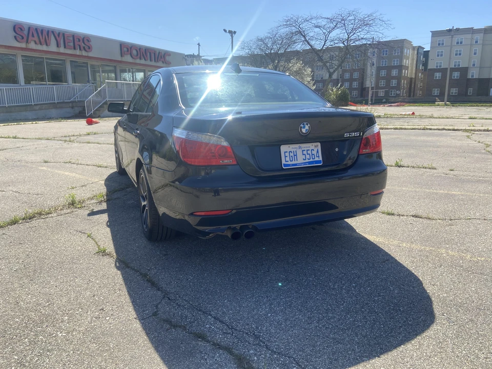 2010 BMW E60 5 Series Sedan - Image 13 of 31