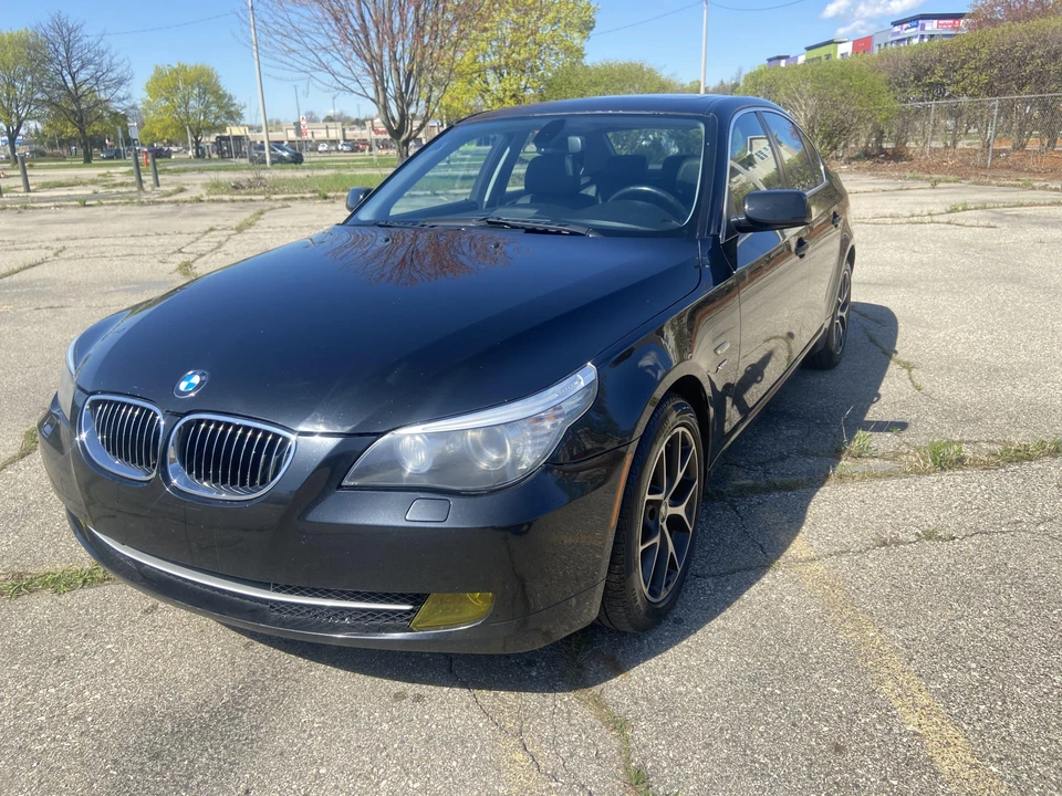 2010 BMW E60 5 Series Sedan - Image 7 of 31