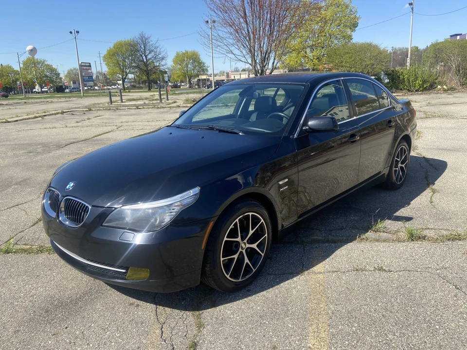 2010 BMW E60 5 Series Sedan - Image 8 of 31