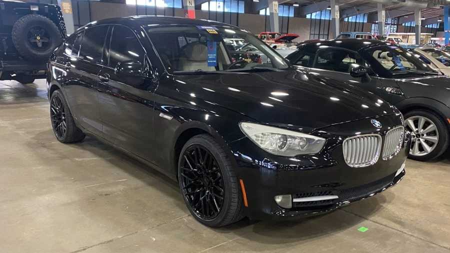 2010 BMW 5 Series - Image 2 of 4
