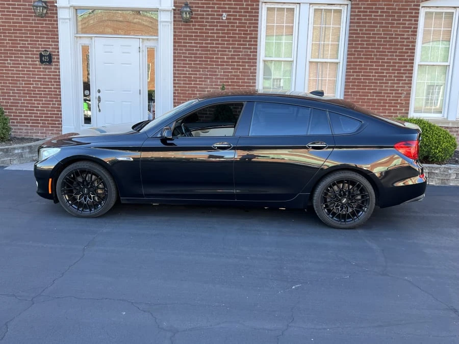 2010 BMW 5 Series - Image 2 of 9
