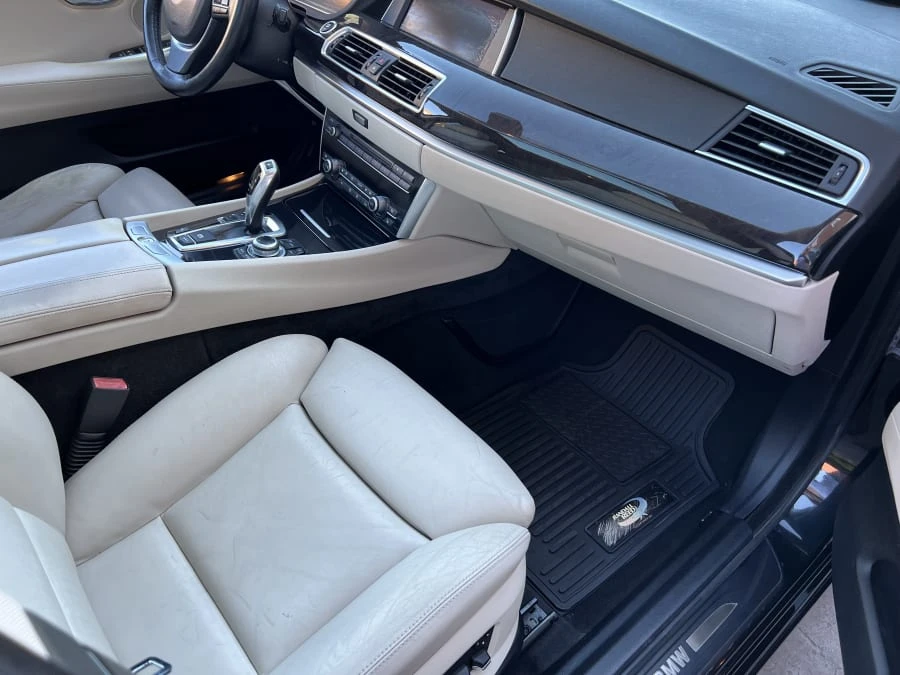 2010 BMW 5 Series - Image 6 of 9