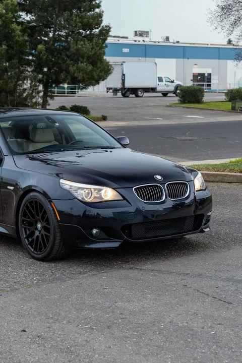 2010 BMW 5 Series - Image 3 of 19