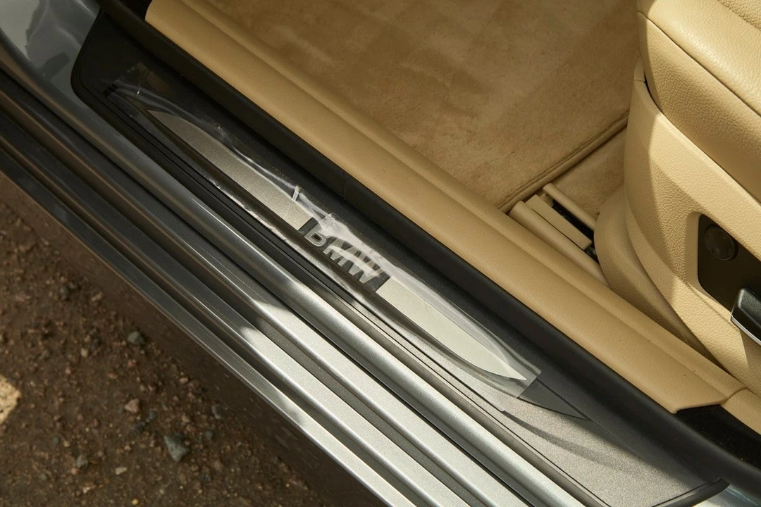 2010 BMW F10 550i & M550d Sedan - Image 26 of 30