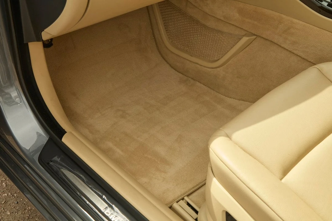2010 BMW F10 550i & M550d Sedan - Image 27 of 30