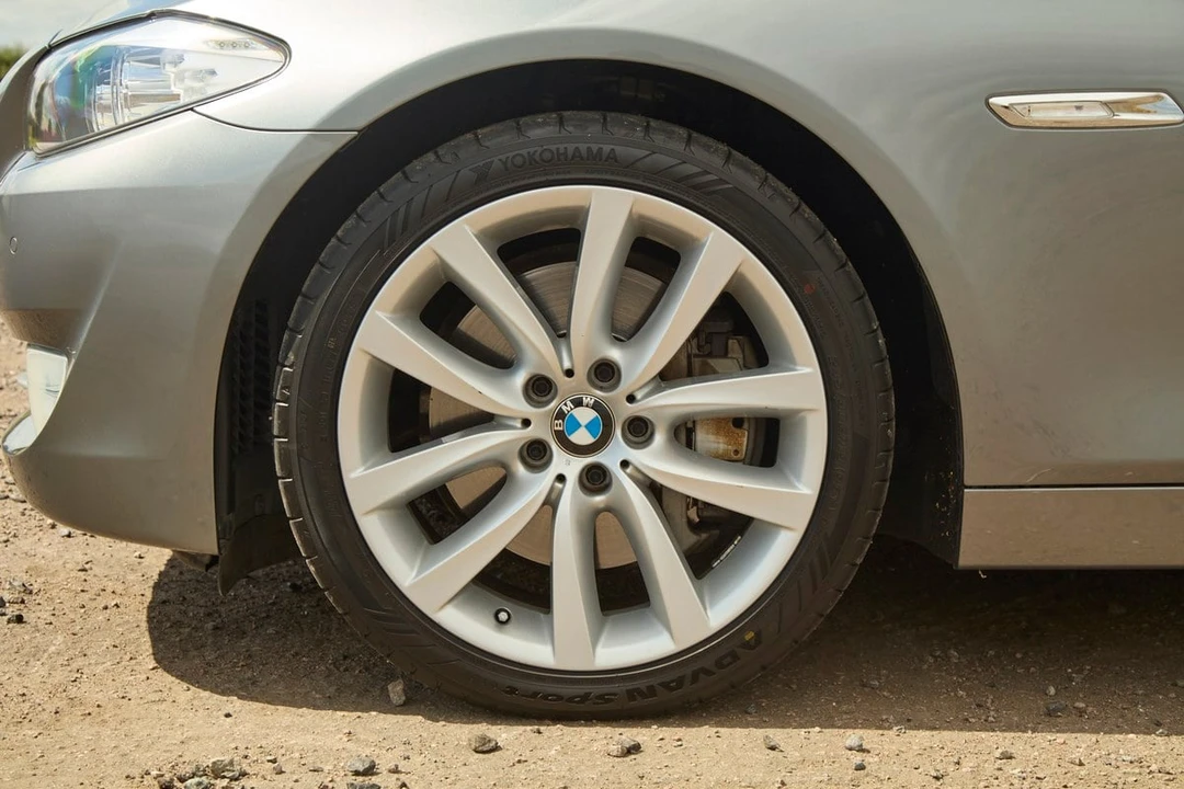 2010 BMW F10 550i & M550d Sedan - Image 20 of 30