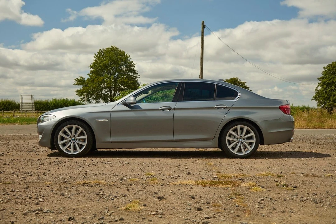 2010 BMW F10 550i & M550d Sedan - Image 6 of 30