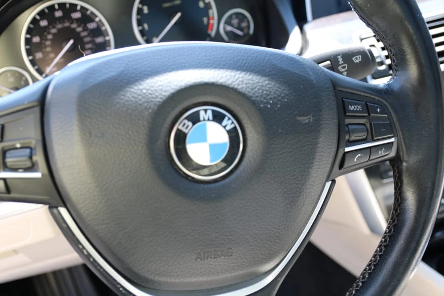 2010 BMW 5 Series - Image 19 of 29