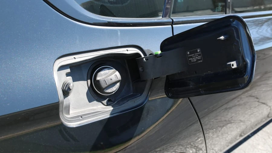 2010 BMW 5 Series - Image 5 of 29