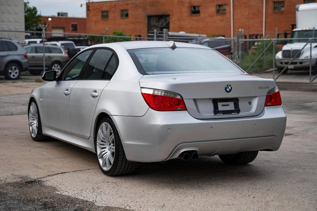 2010 BMW E60 545i & 550i Sedan - Image 16 of 31