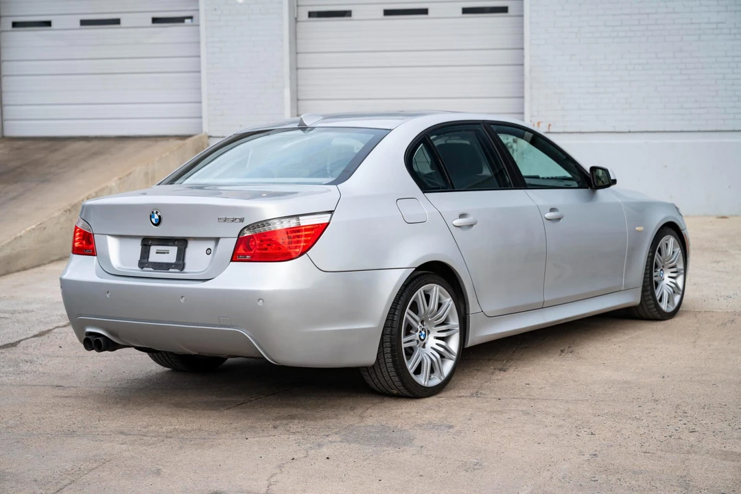 2010 BMW E60 545i & 550i Sedan - Image 13 of 31